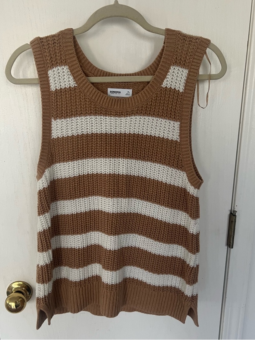Two-Tone Camel Tan / Brown & Ivory Knit Sweater tank top, P Large, EUC, like new